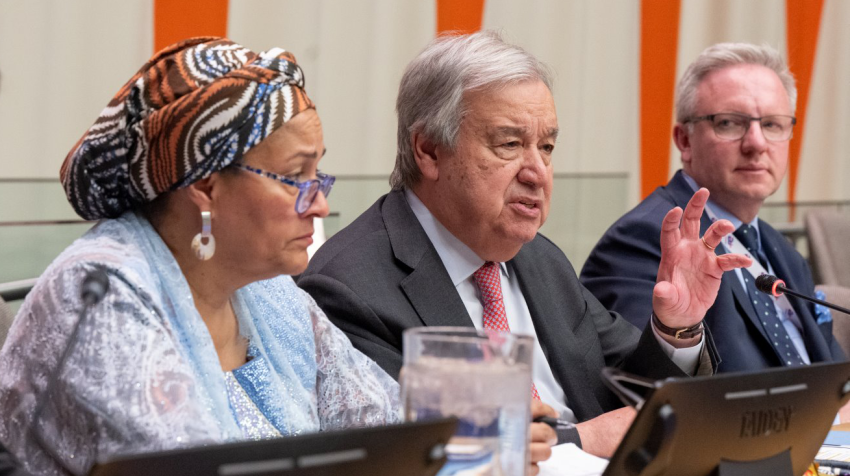 Secretary-General António Guterres (centre) speaks during the Interactive Dialogue of the Economic and Social Council on Operational Activities for Development Segment. At left is Deputy Secretary-General Amina Mohammed. UN Photo/Eskinder Debebe